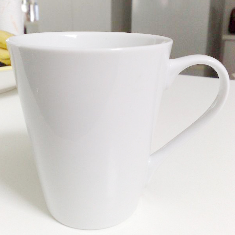 V mug 1